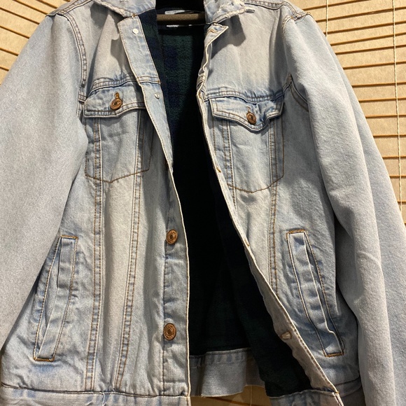 Jean Jacket - Picture 1 of 2